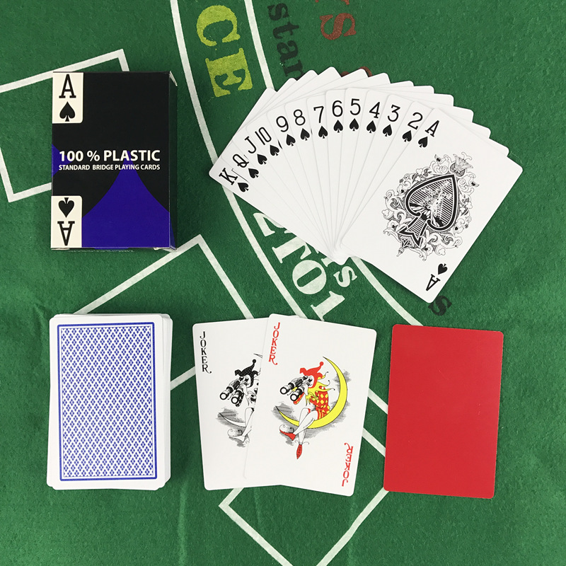 2 Bộ/lô Baccarat Texas Hold'em - đánh giá và giá Board Game Yearbook