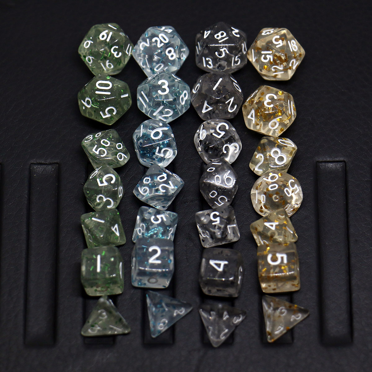 28pcs 4Set Mini Size Acrylic I - đánh giá và giá Board Game Land