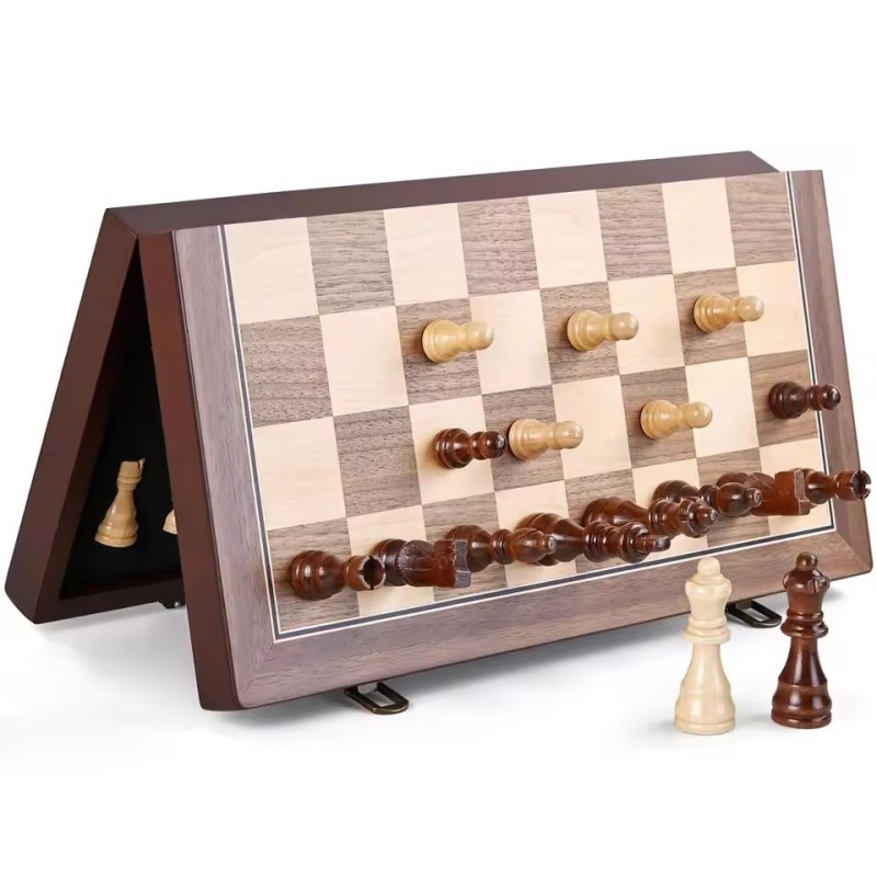 Wooden Magnetic Chess Set for  - đánh giá và giá Board Game Yearbook